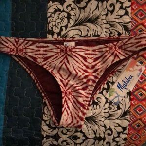 SOLDDD!!!Brand new Malibu bottoms